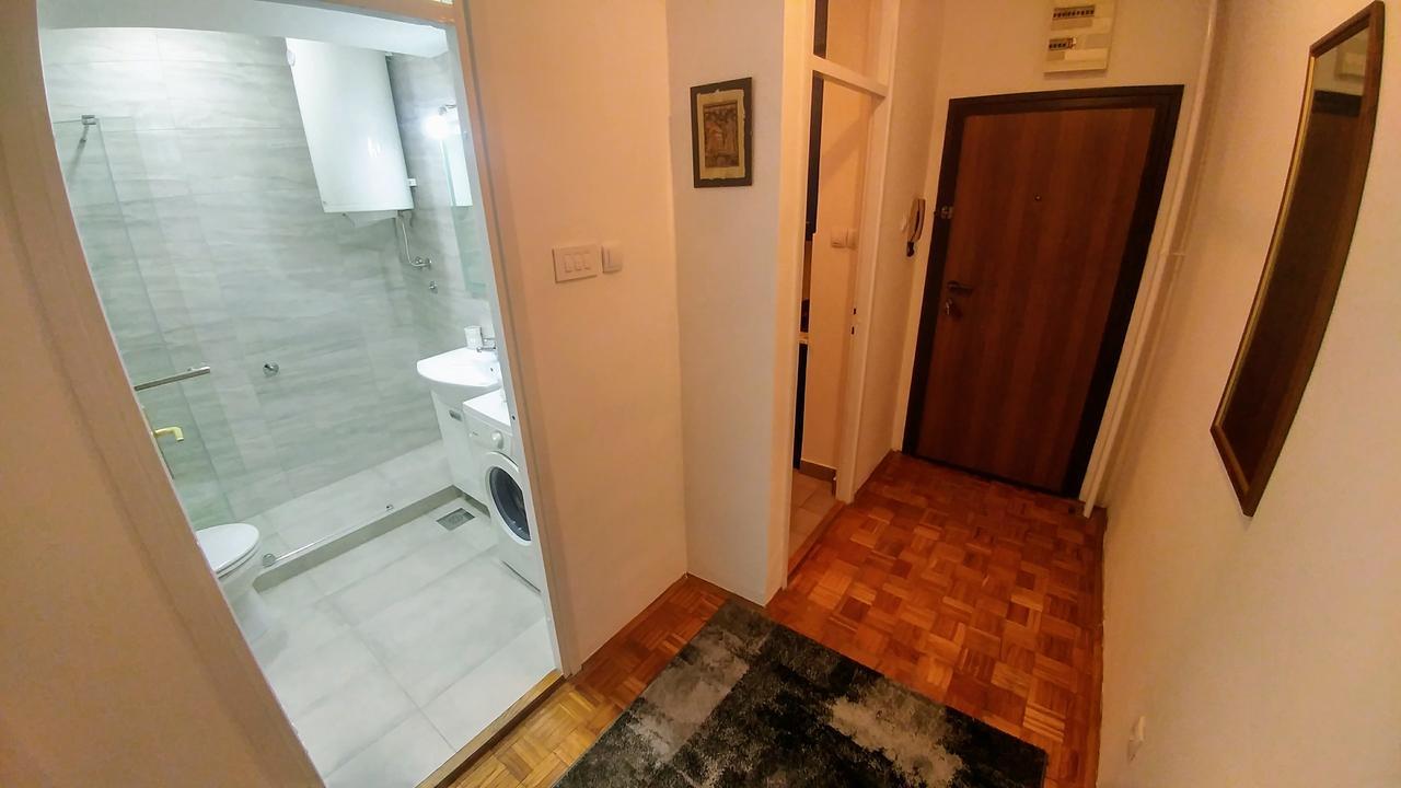 Simeon Apartment Белград Экстерьер фото